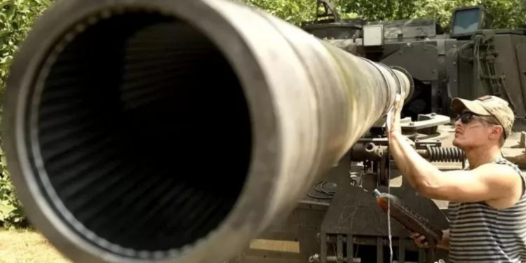 यूक्रेन किस मोर्चे पर रूस के सामने साबित हो रहा है बेबस