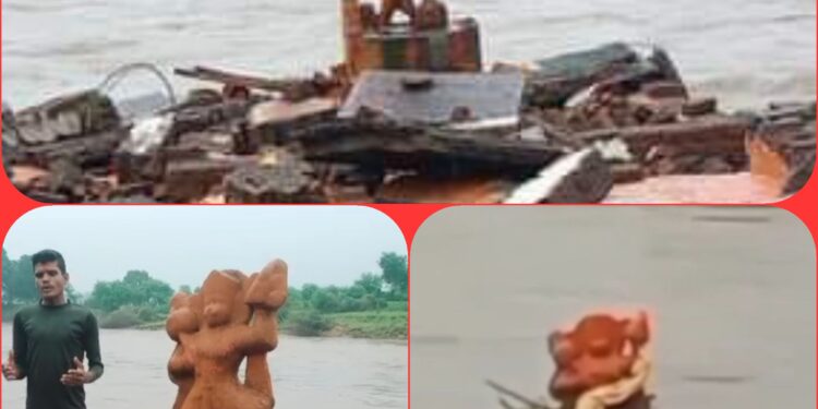 भयंकर बाढ़ मंदिर तो बहा ले गई पर उसमे बैठे हनुमान जी की प्रतिमा को डिगा भी न पाई, भक्तों का लगा तांता, कहा- बनाएंगे भव्य मंदिर, वीडियो देखें