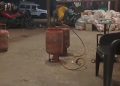 सागर के चितौरा में NH-44 पर धधकता अवैध गैस रिफिलिंग का कारोबार, मौत से खेल.. विभाग सो रहा, महीनेदारी जाग रही