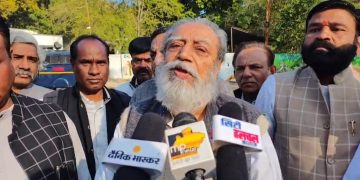 सागर में कटरबाज़ों पर रासुका लगे, कानून-व्यवस्था पूरी तरह ध्वस्त: रघु ठाकुर