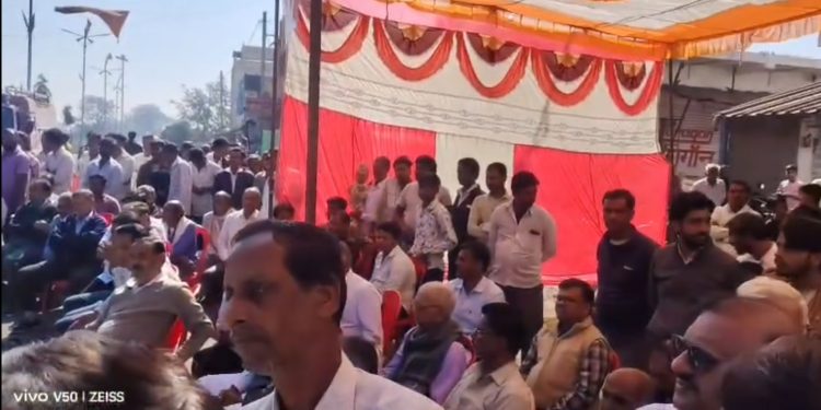 सुरखी में चोरियों का कहर: जैन मंदिर से चोरी, जनता सड़क पर, फिर भी थाना प्रभारी सुरक्षित.. क्यों?